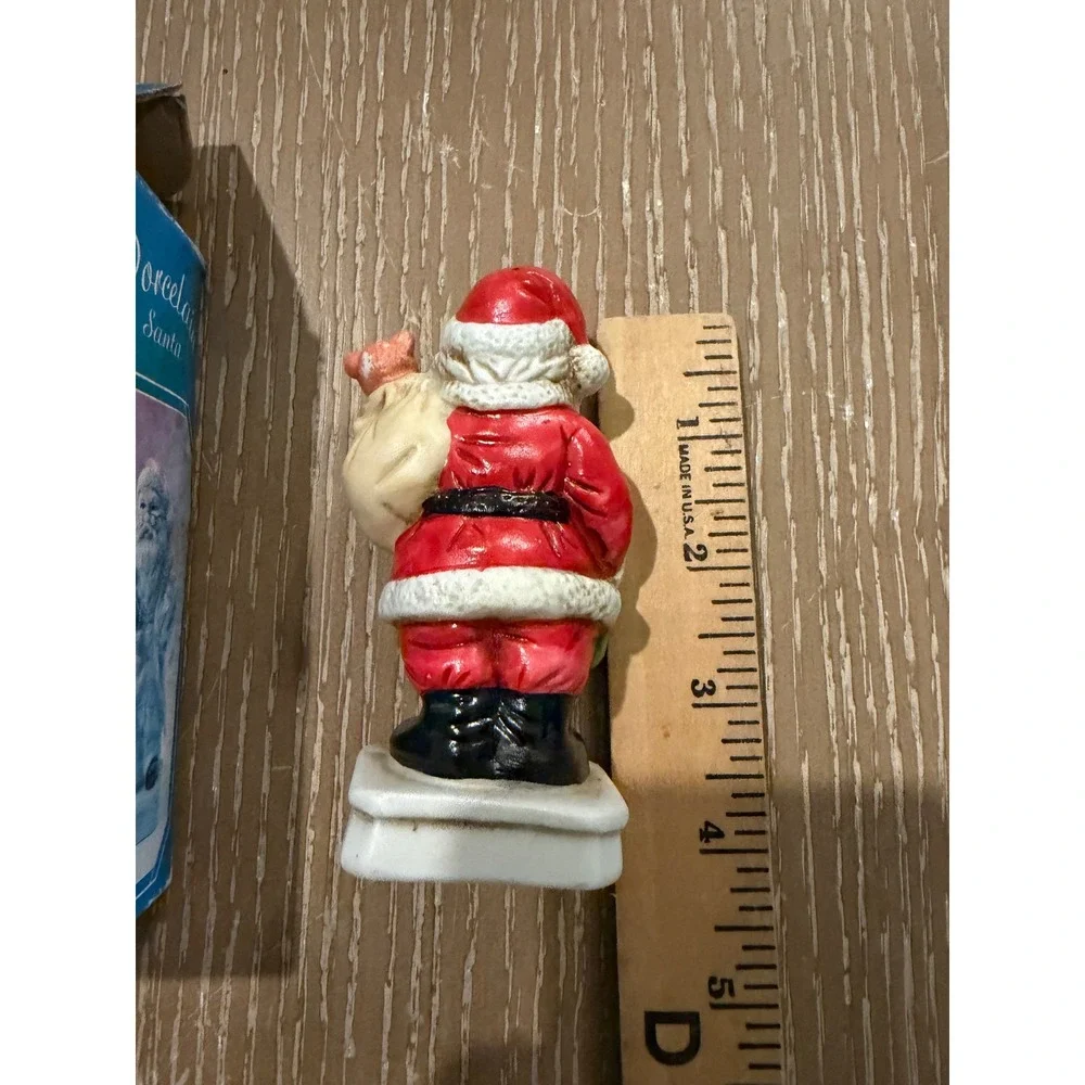 Vintage Heilig-Meyers 1945 Porcelain Santa Figurine 4